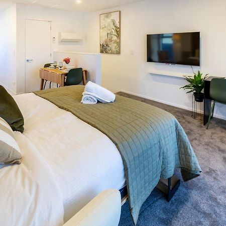 Luxury Studio With Balcony - Close To Supermarket Christchurch Ngoại thất bức ảnh