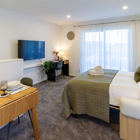 Luxury Studio With Balcony - Close To Supermarket Christchurch Ngoại thất bức ảnh