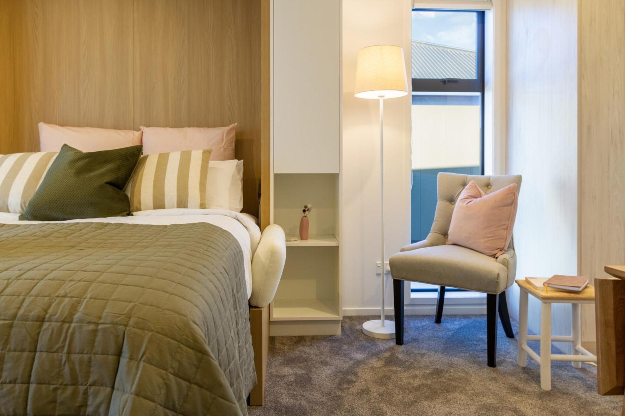 Luxury Studio With Balcony - Close To Supermarket Christchurch Ngoại thất bức ảnh